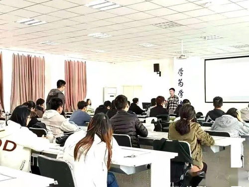 信息工程學(xué)院空天網(wǎng)安教師幫扶小組舉辦系列網(wǎng)絡(luò)安全與計(jì)算機(jī)技術(shù)培訓(xùn)