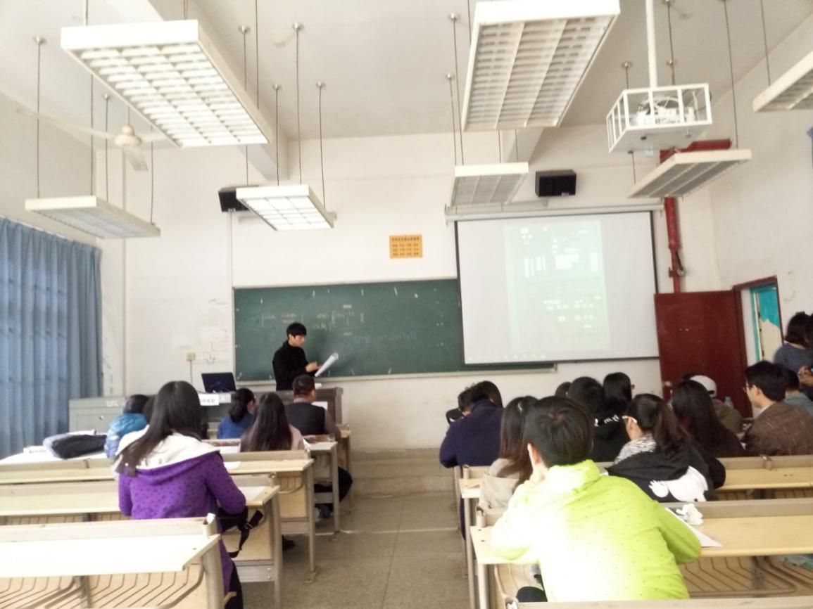 計算機科學(xué)與技術(shù)學(xué)院成功舉辦“雙培并舉，筑牢根基”發(fā)展黨員培訓(xùn)會暨計算機技術(shù)專項培訓(xùn)