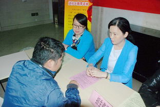 通江實(shí)小黨員服務(wù)直通車 開進(jìn)社區(qū)，暖心教育咨詢服務(wù)惠鄰里